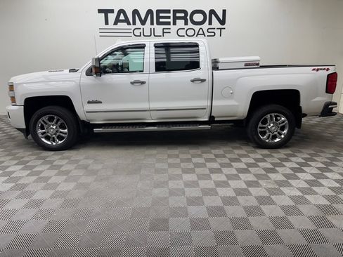 Used 2016 Chevrolet Silverado 2500 High Country AWD/4WD image 6