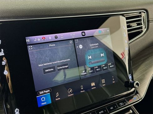 Used 2024 Jeep Wagoneer L Series II image 15