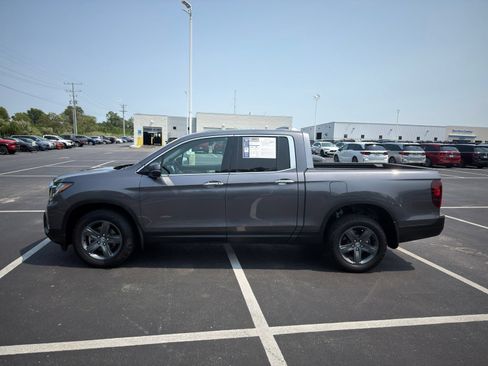 Used 2023 Honda Ridgeline RTL-E image 3
