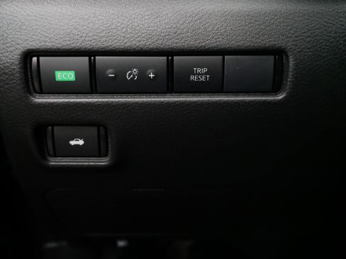 Used 2022 Nissan Sentra S image 27