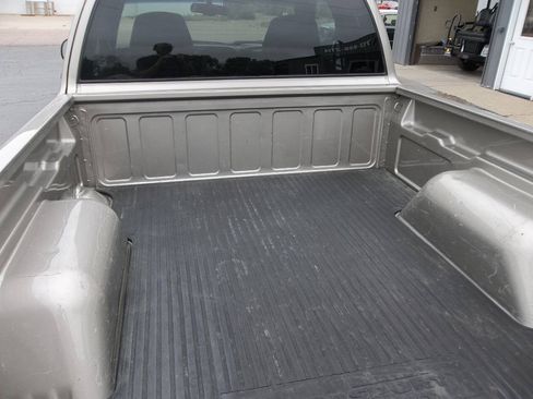 Used 1998 Chevrolet S10 Pickup LS w/ Preferred Equipment Group RWD image 11