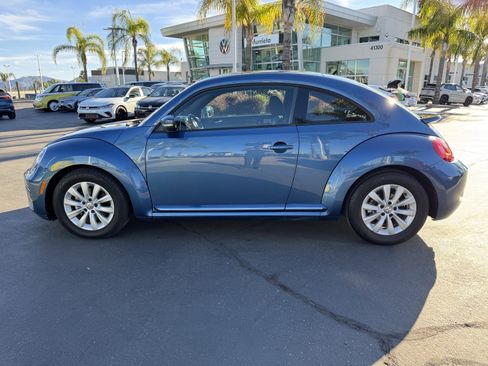 Used 2019 Volkswagen Beetle S image 7