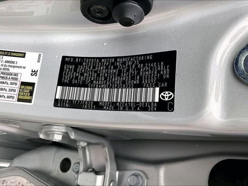 Used 2025 Toyota Corolla LE FWD image 34