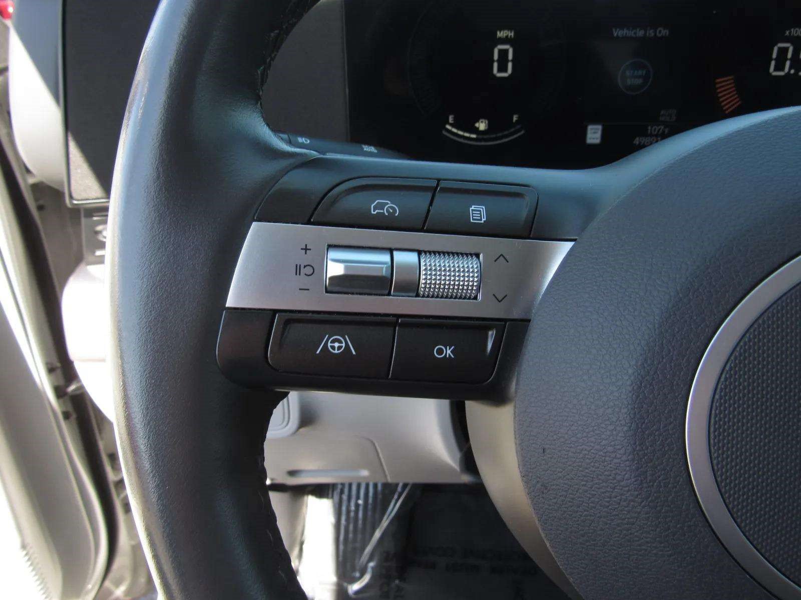 Used 2025 Hyundai Kona SEL AWD/4WD image 23