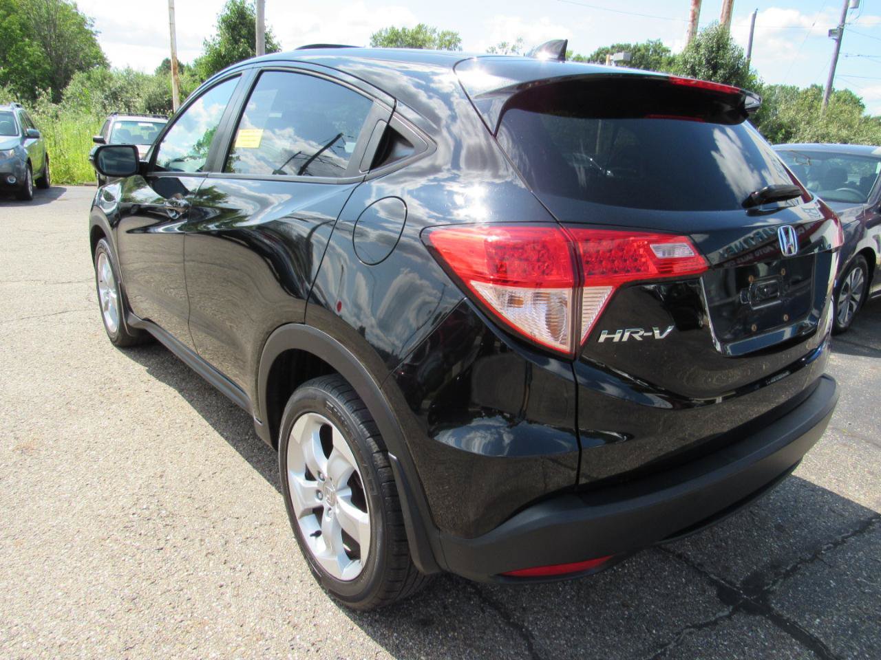 Used 2016 Honda HR-V EX image 26