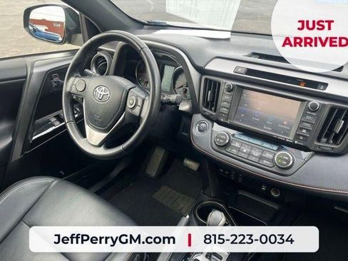 Used 2016 Toyota RAV4 SE AWD/4WD image 9