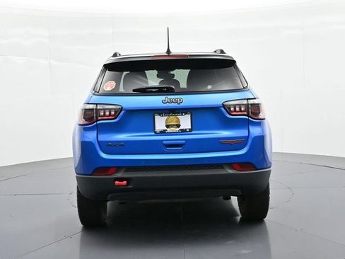 Used 2025 Jeep Compass Trailhawk AWD/4WD image 7