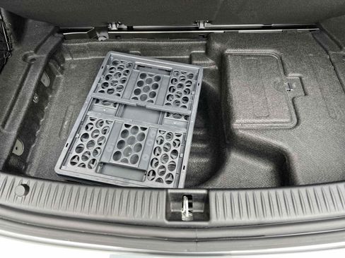 Used 2021 Mercedes-Benz C 300 Sedan w/ AMG Line image 72