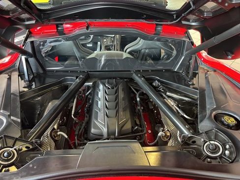 Used 2021 Chevrolet Corvette Stingray Coupe w/ Z51 Performance Package RWD image 6