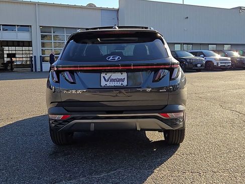 Certified 2023 Hyundai Tucson Limited w/ Cargo Package AWD/4WD image 7