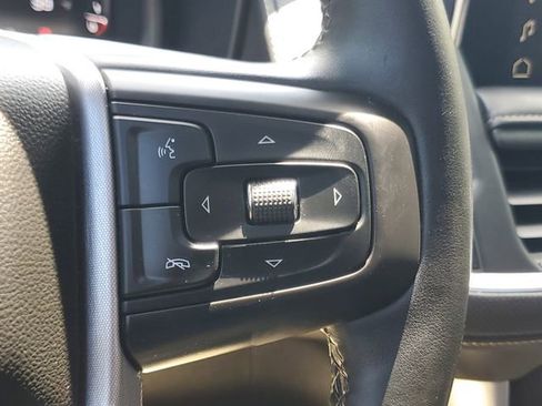 Used 2023 GMC Yukon XL SLT w/ SLT Premium Package RWD image 26