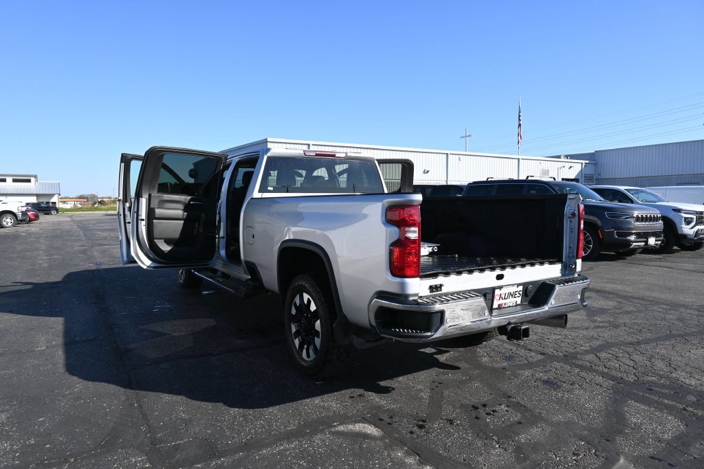Used 2020 Chevrolet Silverado 3500 LT w/ All Star Edition AWD/4WD image 48