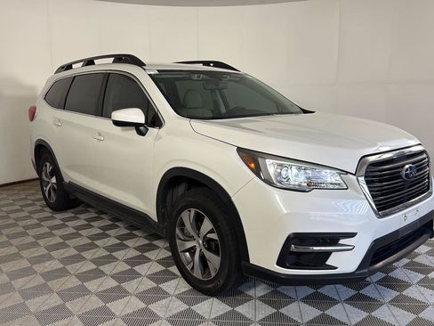 Used 2019 Subaru Ascent Premium AWD/4WD image 1