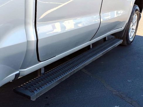 Used 2021 Chevrolet Silverado 1500 LT image 10