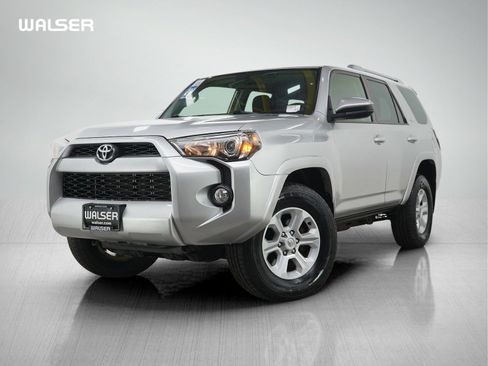 Used 2016 Toyota 4Runner SR5 image 1