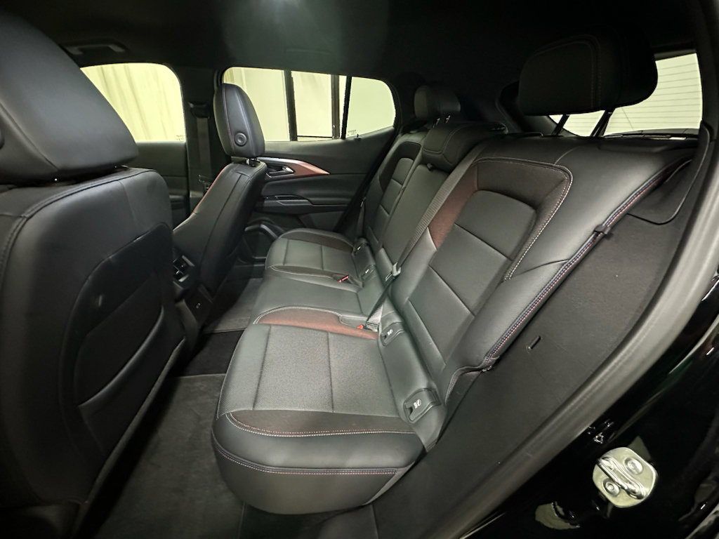 Used 2024 Chevrolet Equinox EV RS FWD image 22