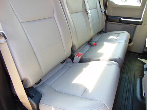 Used 2016 Ford F150 XL image 16