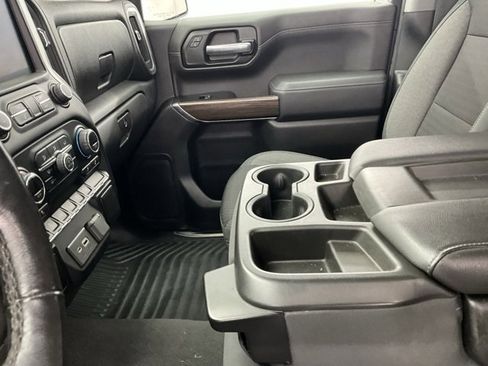 Used 2019 Chevrolet Silverado 1500 LT w/ All-Star Edition image 17