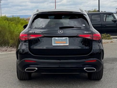 Used 2025 Mercedes-Benz GLC 350e 4MATIC image 34
