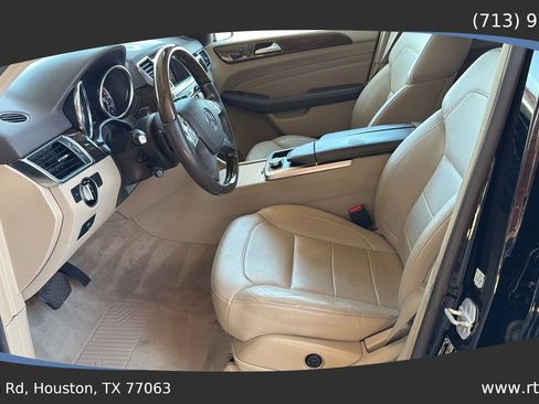 Used 2015 Mercedes-Benz ML 350 ML 350 Sport Utility 4D image 23