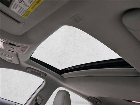 Used 2019 Lexus RX 350 FWD w/ Premium Package image 15