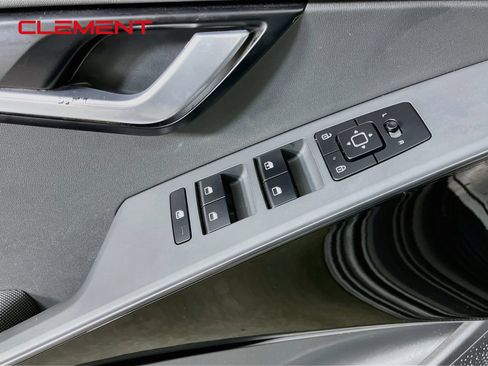 Used 2023 Kia Niro Wind FWD image 24