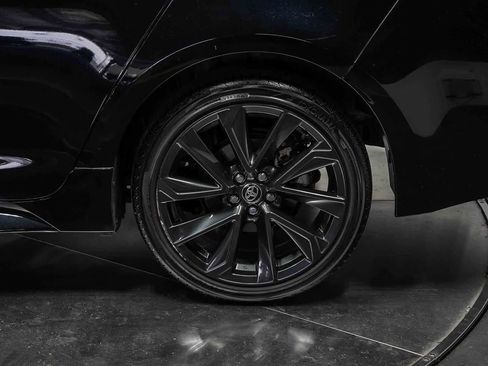 Certified 2024 Toyota Corolla SE w/ SE Premium Package FWD image 11
