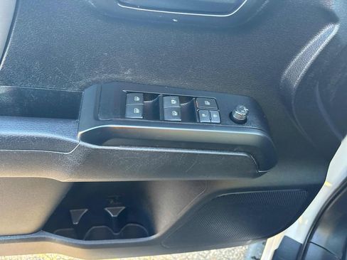 Used 2023 Toyota Tacoma SR w/ SR Convenience Package image 11