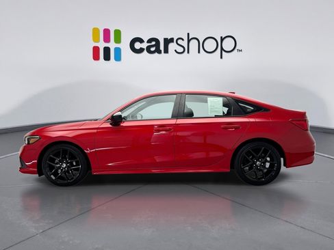Used 2023 Honda Civic Sport image 2