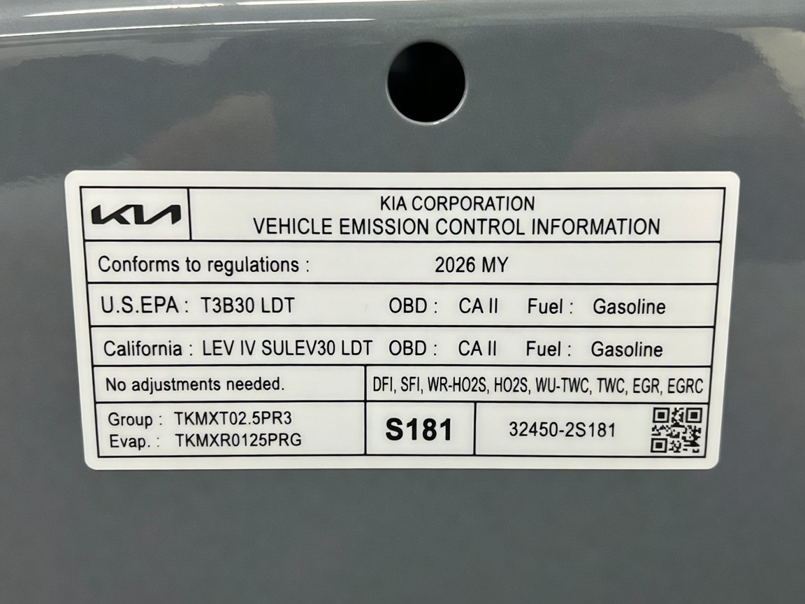 Used 2026 Kia Sportage EX w/ EX Panorama Roof Package FWD image 22
