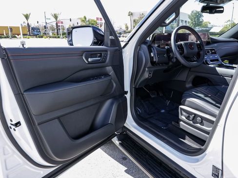 New 2026 Nissan Armada PRO-4X image 13