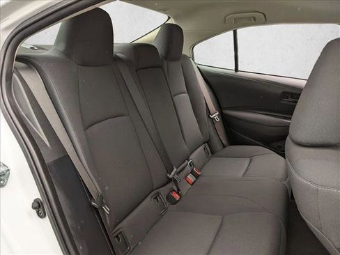 Used 2023 Toyota Corolla LE FWD image 18