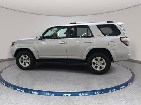 Certified 2024 Toyota 4Runner SR5 Premium image 8