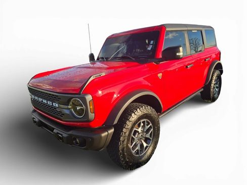Used 2023 Ford Bronco Badlands image 1