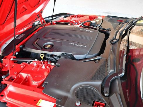 Used 2019 Jaguar F-TYPE Convertible image 69