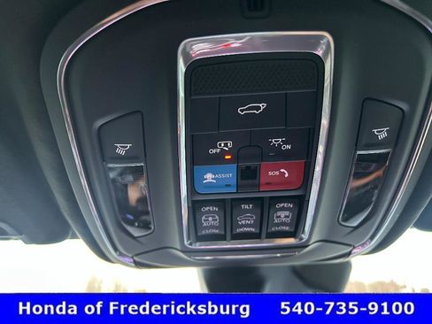 Used 2025 Jeep Grand Cherokee L Summit image 44