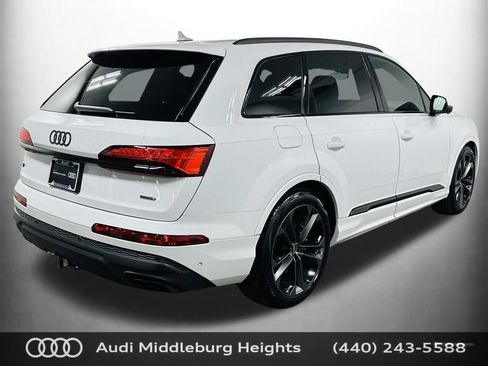 Certified 2025 Audi Q7 2.0T Premium w/ Premium Plus Package AWD/4WD image 8