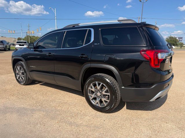 Used 2023 GMC Acadia SLT FWD image 4