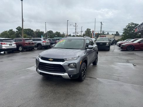 Used 2021 Chevrolet TrailBlazer LT AWD/4WD image 7
