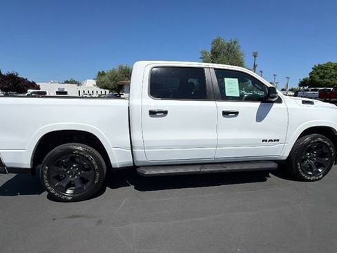 Used 2025 RAM 1500 Big Horn AWD/4WD image 3