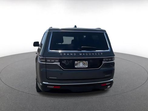 Used 2023 Jeep Grand Wagoneer Series II AWD/4WD image 12