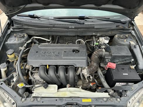 Used 2005 Toyota Corolla S FWD image 30