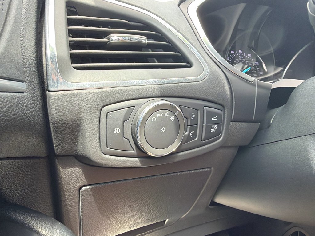 Used 2020 Ford Edge Titanium w/ Equipment Group 301A FWD image 26