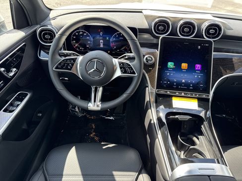 New 2026 Mercedes-Benz GLC 300 4MATIC image 14