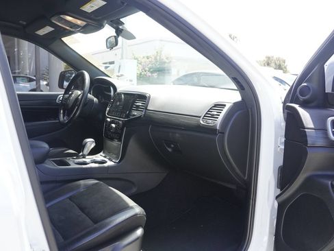 Used 2021 Jeep Grand Cherokee Laredo X RWD image 23