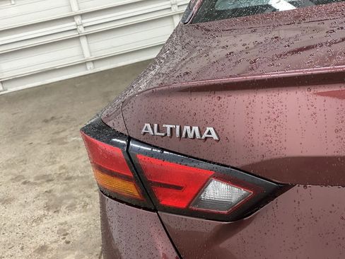 Used 2023 Nissan Altima 2.5 SV image 10