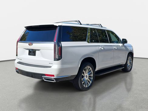 Used 2021 Cadillac Escalade ESV Premium Luxury image 5