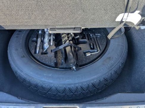 Used 2017 Mercedes-Benz GLS 550 4MATIC image 14