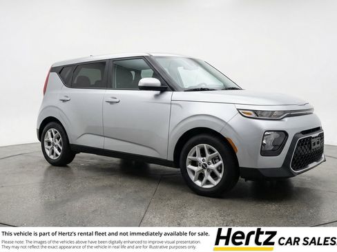 Used 2025 Kia Soul LX w/ LX Technology Package FWD image 1