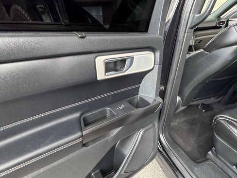 Used 2020 Ford Explorer ST w/ Premium Technology Package AWD/4WD image 36